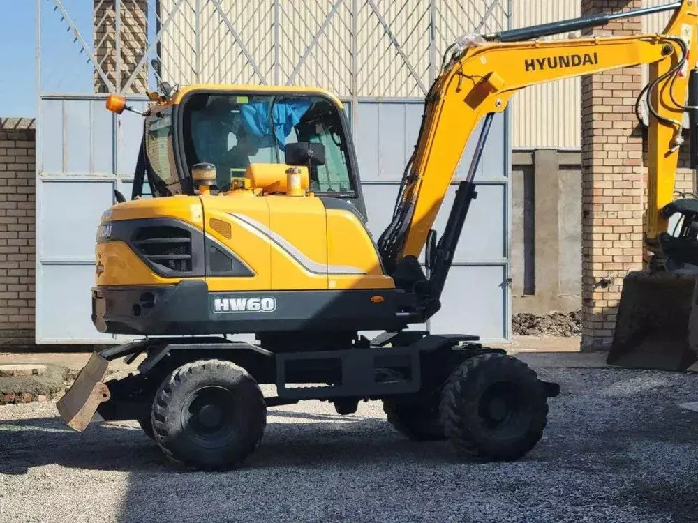 DOOSAN / DEVELON
