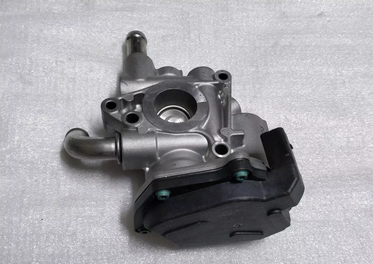 Клапан контроля выхлопных газов (EGR) для Hyundai HD65-78