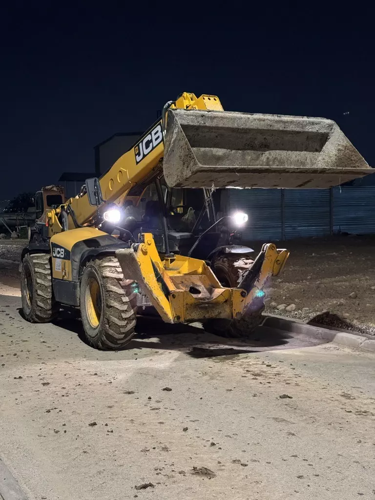JCB 540-140 , Телескопические погрузчики