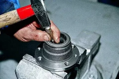 С заменой подшипника