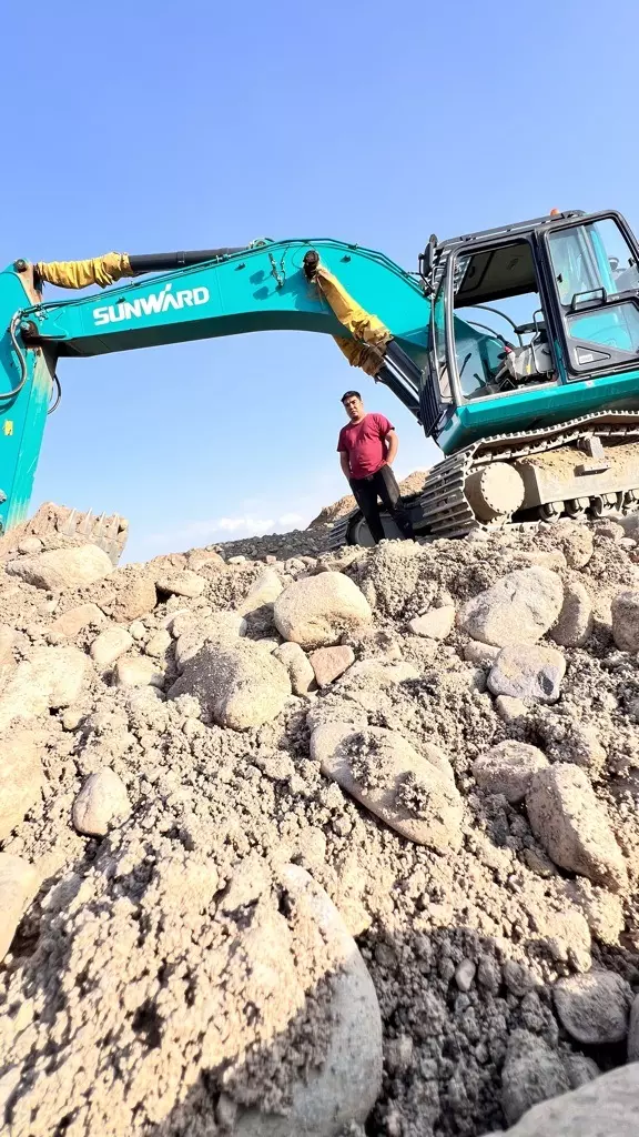Гусеничные экскаваторы