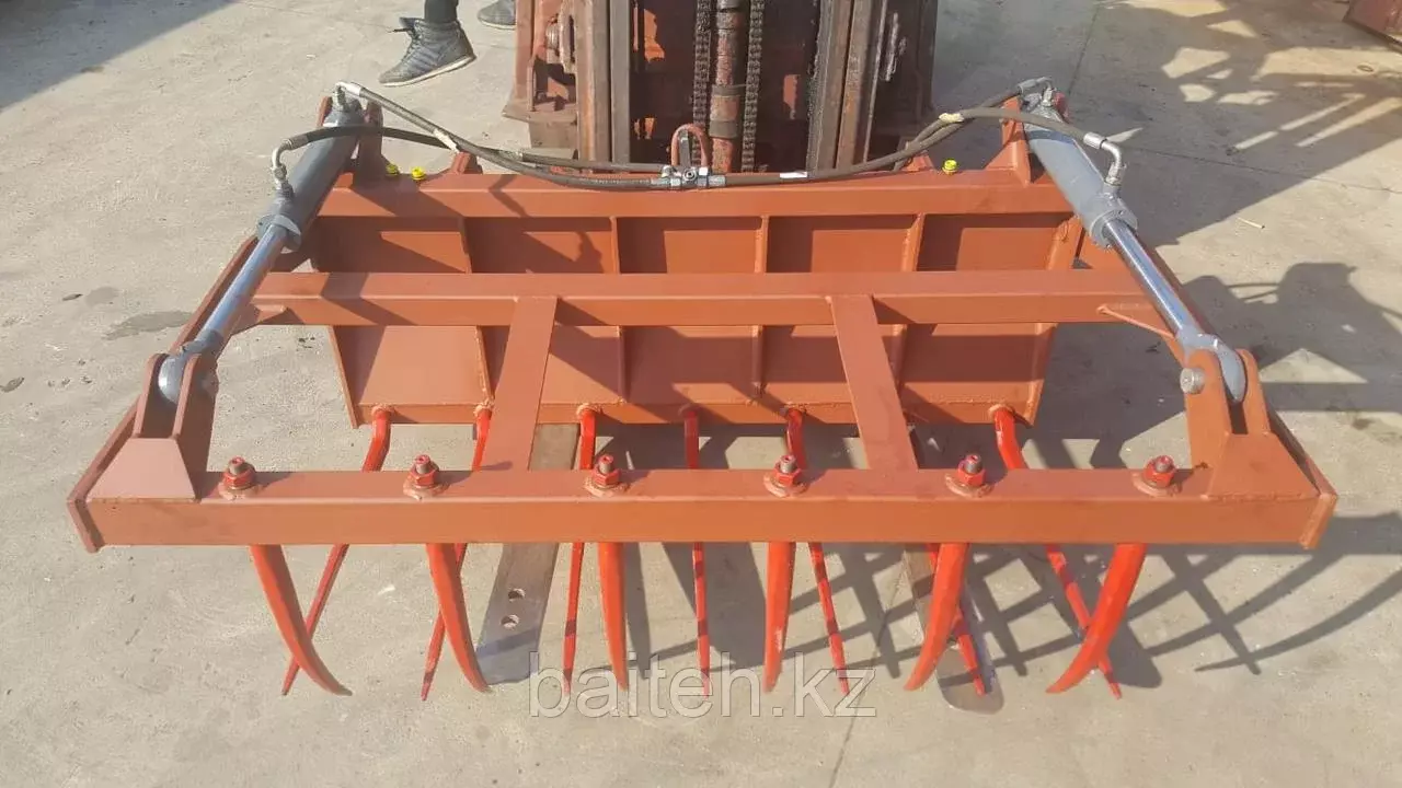 Погрузчик навесной фронтальный ZKT-750 Код: ZKT-750
