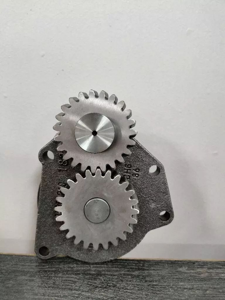 3948072 Насос масляный 4941464, 3966840, 3950005, 3991123, 4983588, 3942723 HYUNDAI R, HL