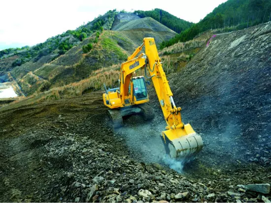 KOMATSU