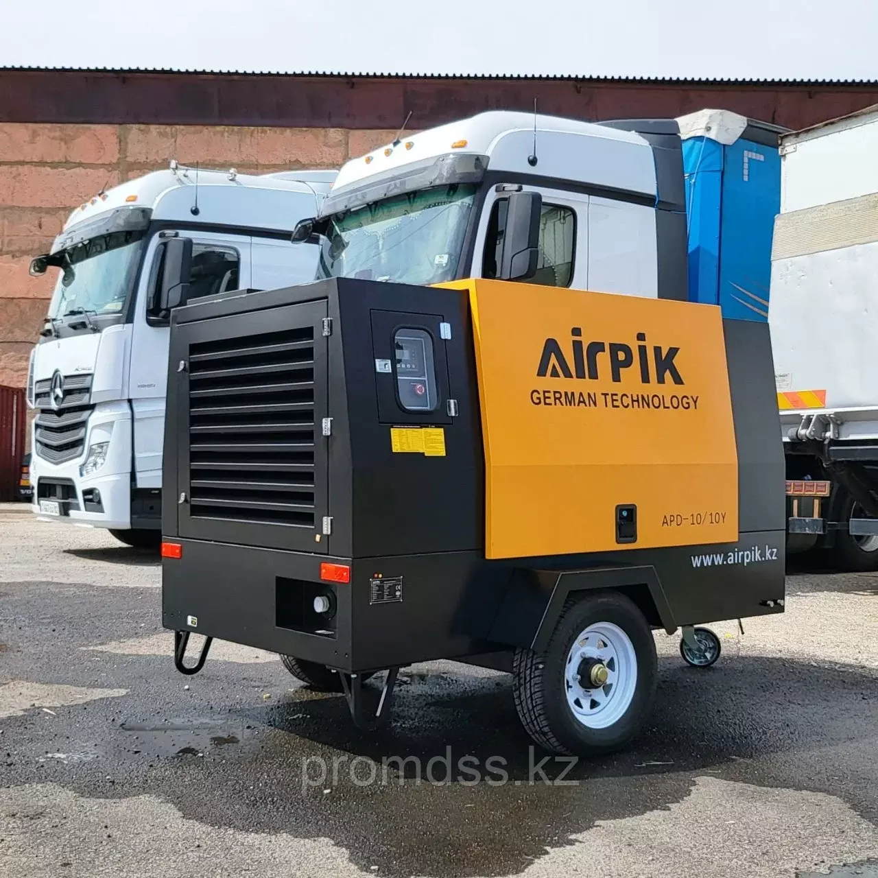 AirPIK  APD-10/10Y, Компрессоры