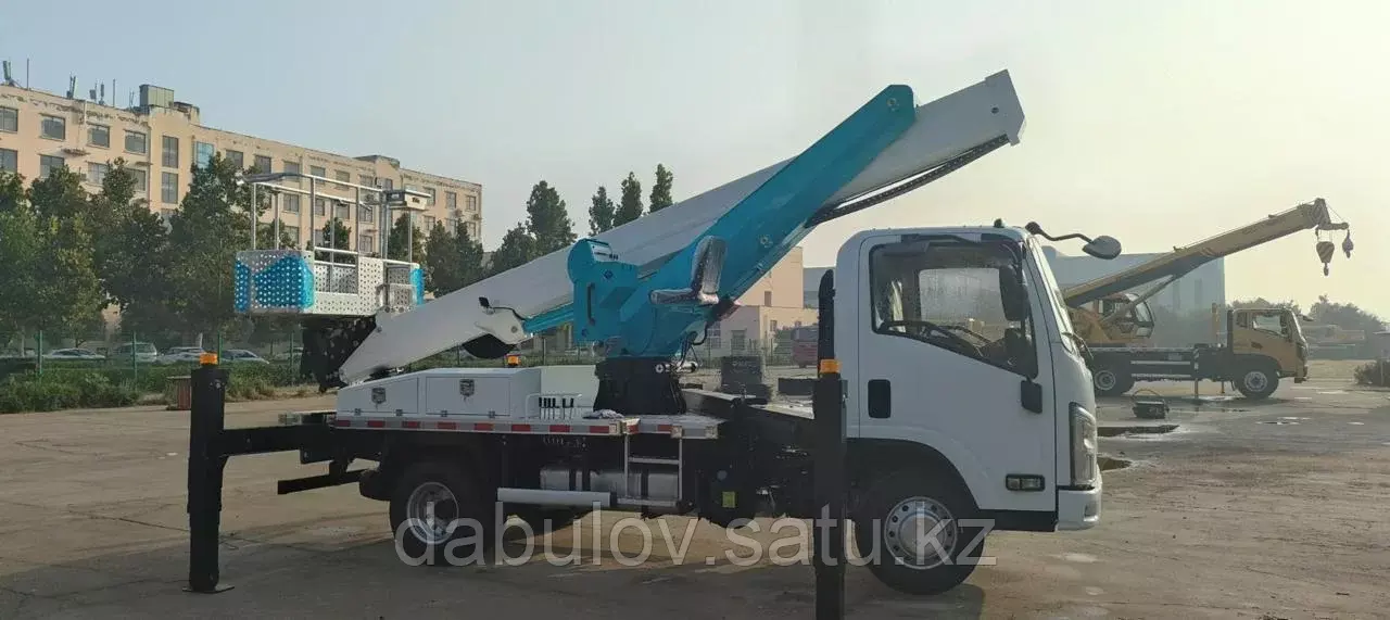 ISUZU