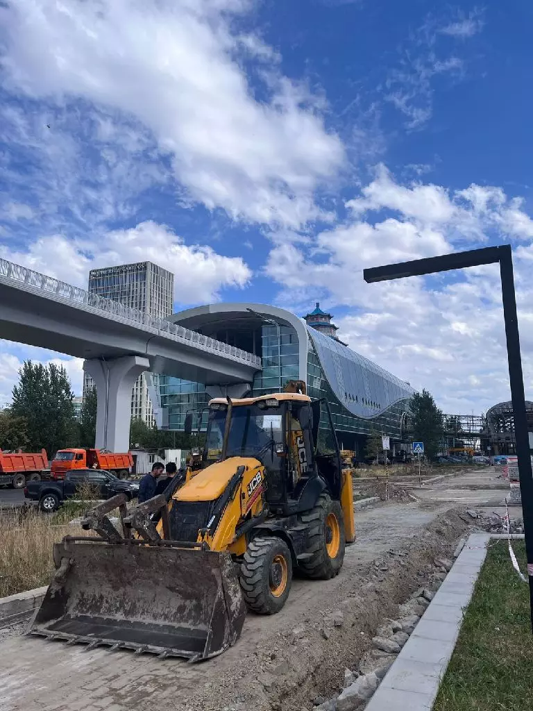 JCB