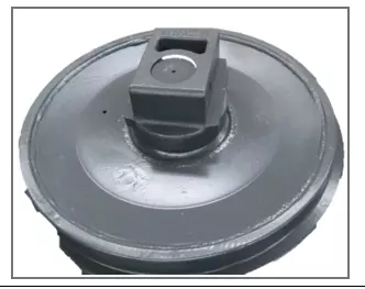Колесо направляющее KOMATSU D65E-12 14X-30-00225