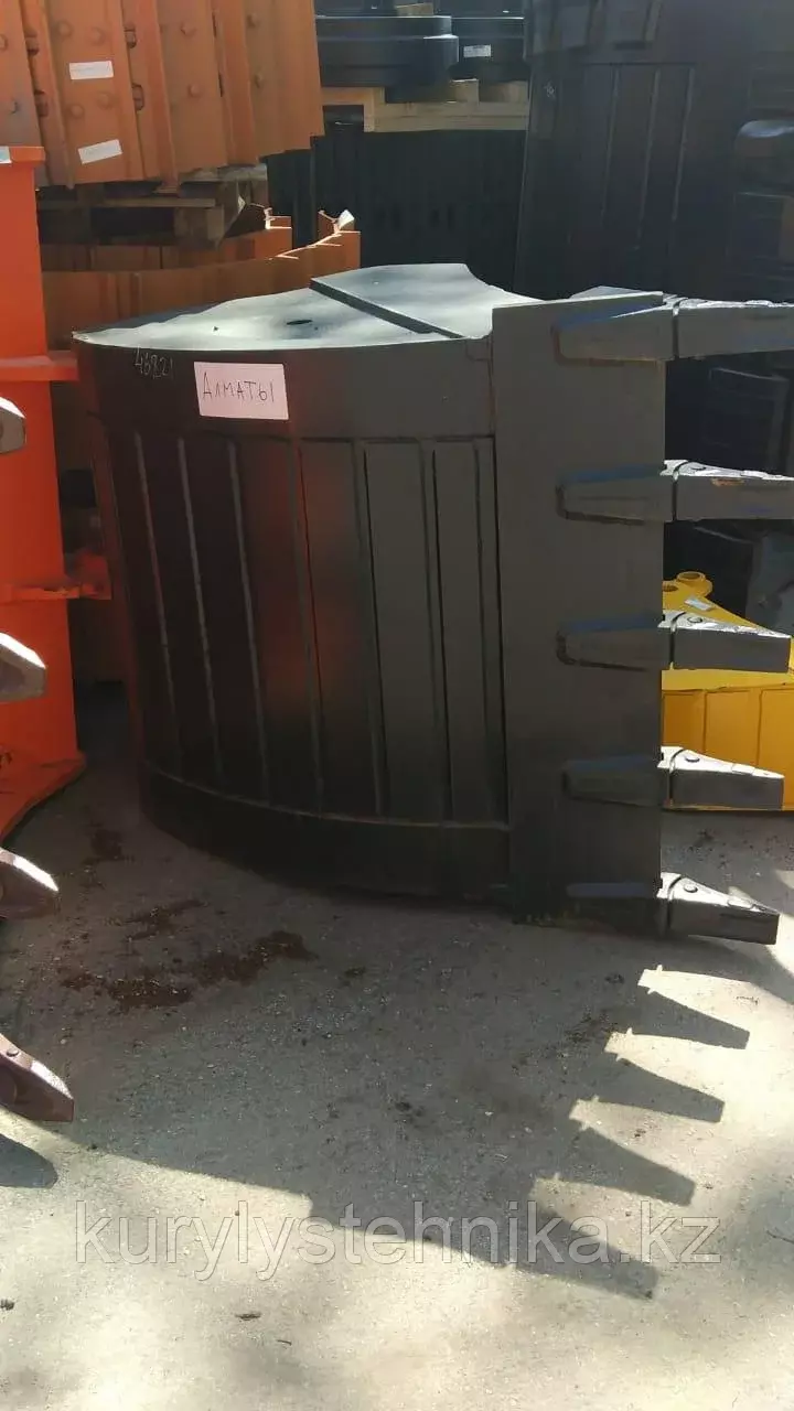 Ковш стандартный V=1,1 м3 для экскаватора Cat 322. Код: GP-21.12-J35(5)