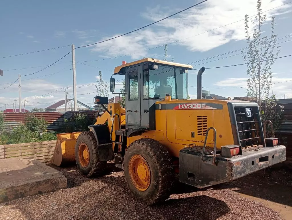 XCMG LW300, Фронтальные погрузчики