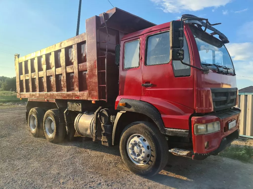Howo ZZ1257N3841W, Самосвалы