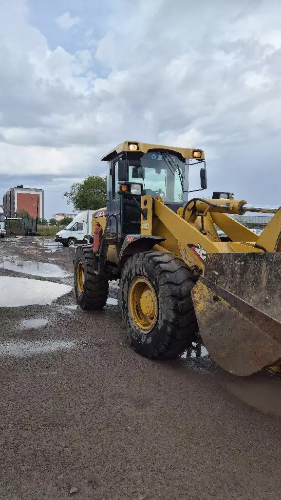 XCMG LW300F, Фронтальные погрузчики