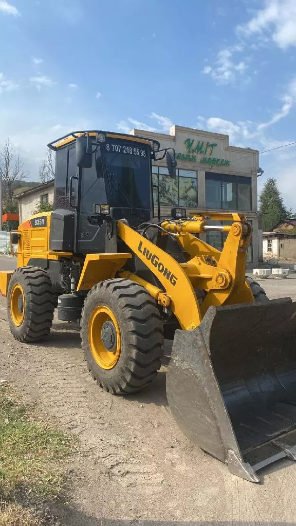 LiuGong CLG835N (JOY), Фронтальные погрузчики
