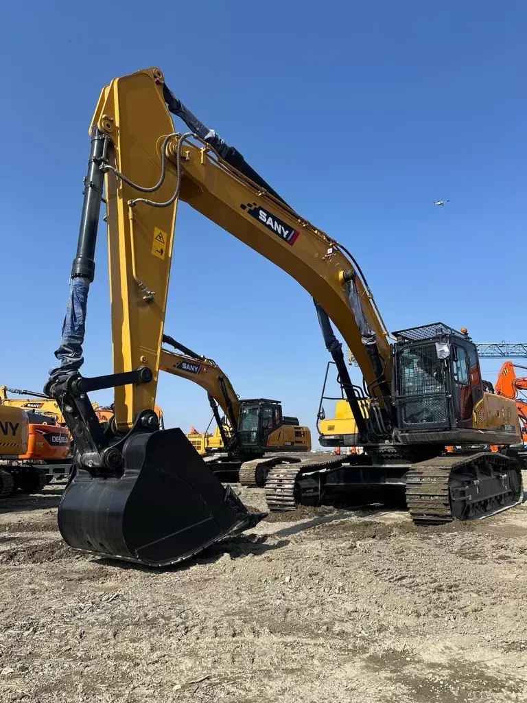 Sany SY335C, Гусеничные экскаваторы