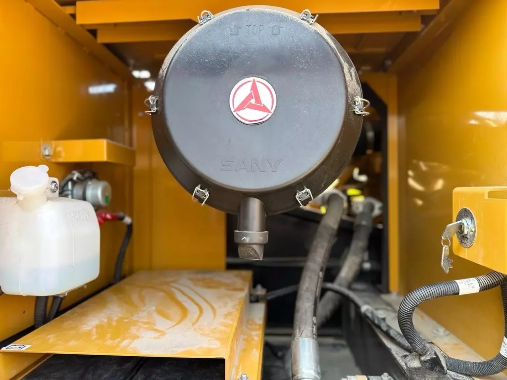 Sany SY335C, Гусеничные экскаваторы