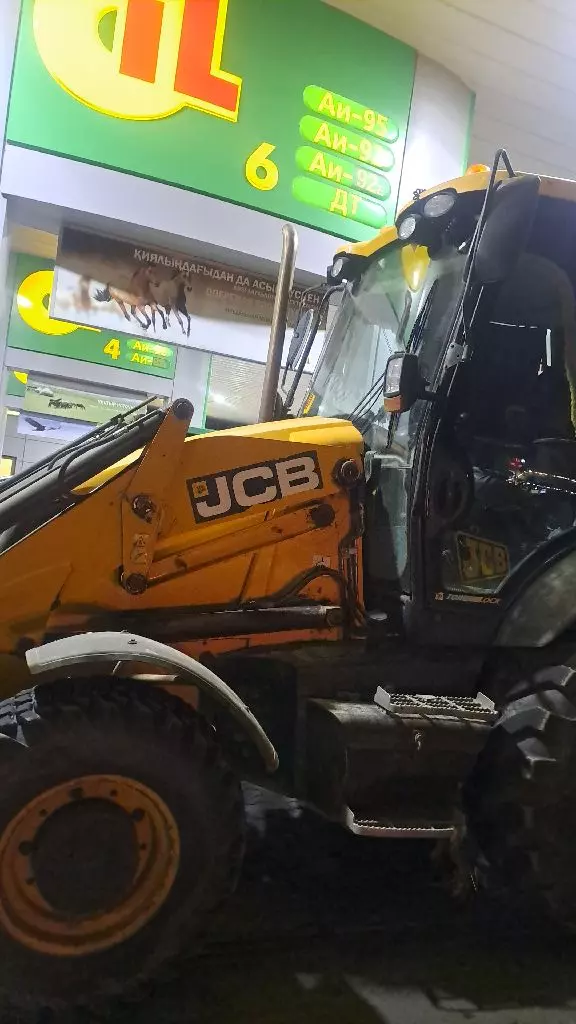 JCB