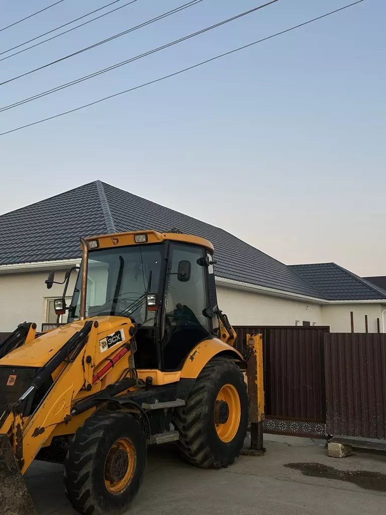JCB