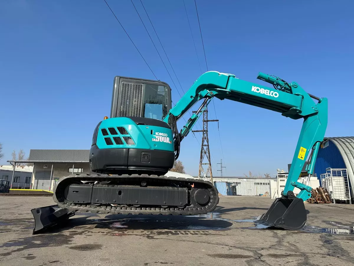 Kobelco SK50-UR3, Мини-экскаваторы