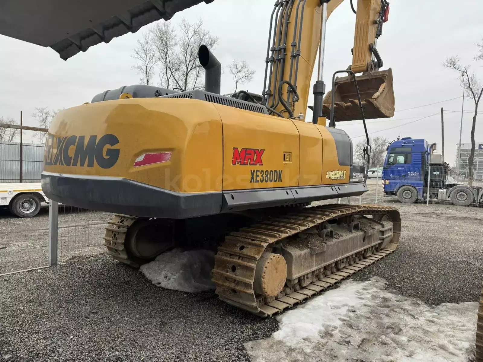 XCMG MAX XE380DK