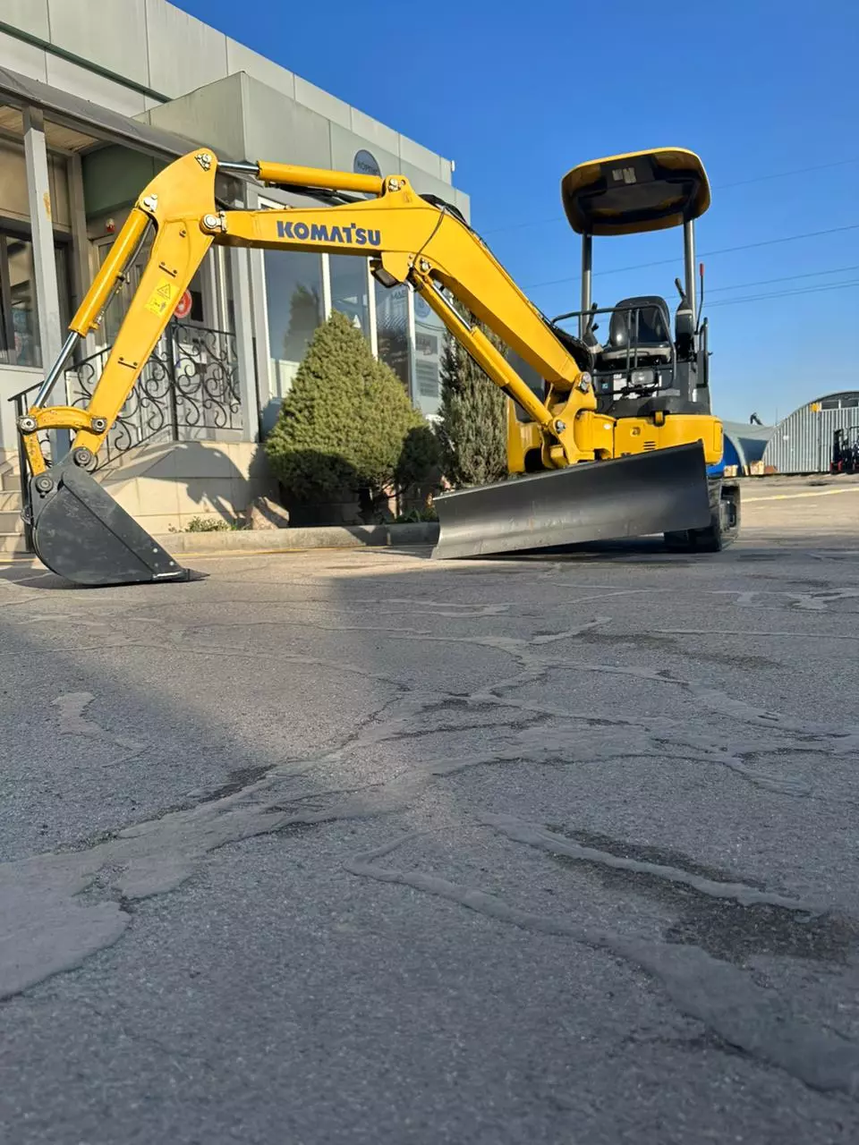 Komatsu PC30 MR, Мини-экскаваторы