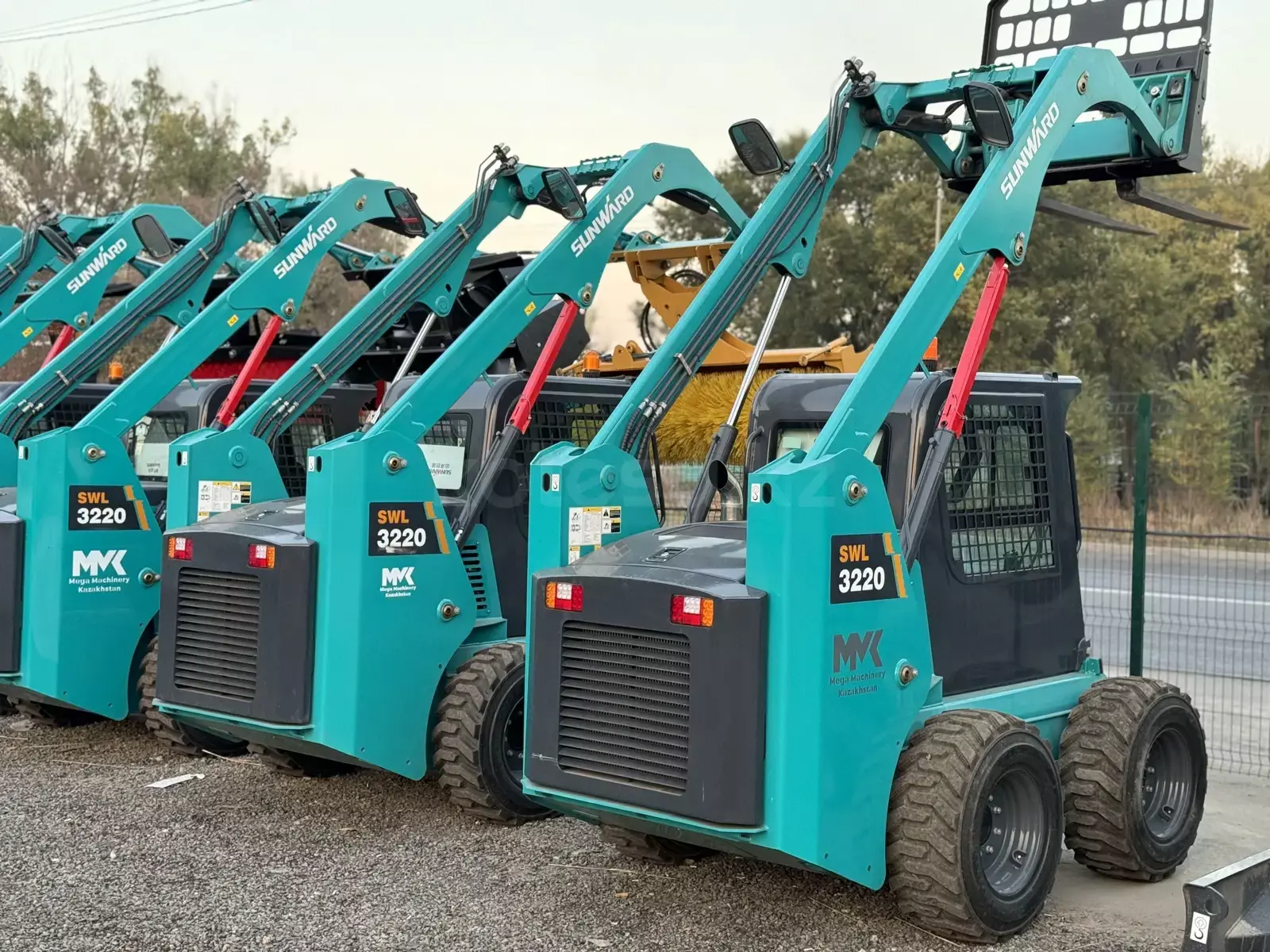 Sunward SWL2820