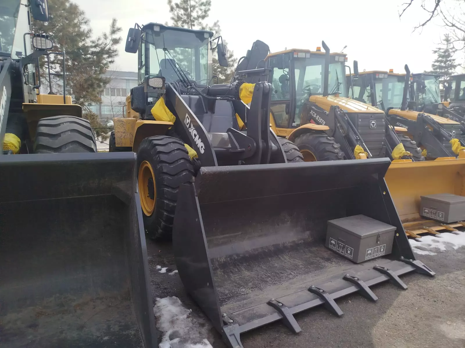 XCMG XC936, Фронтальные погрузчики
