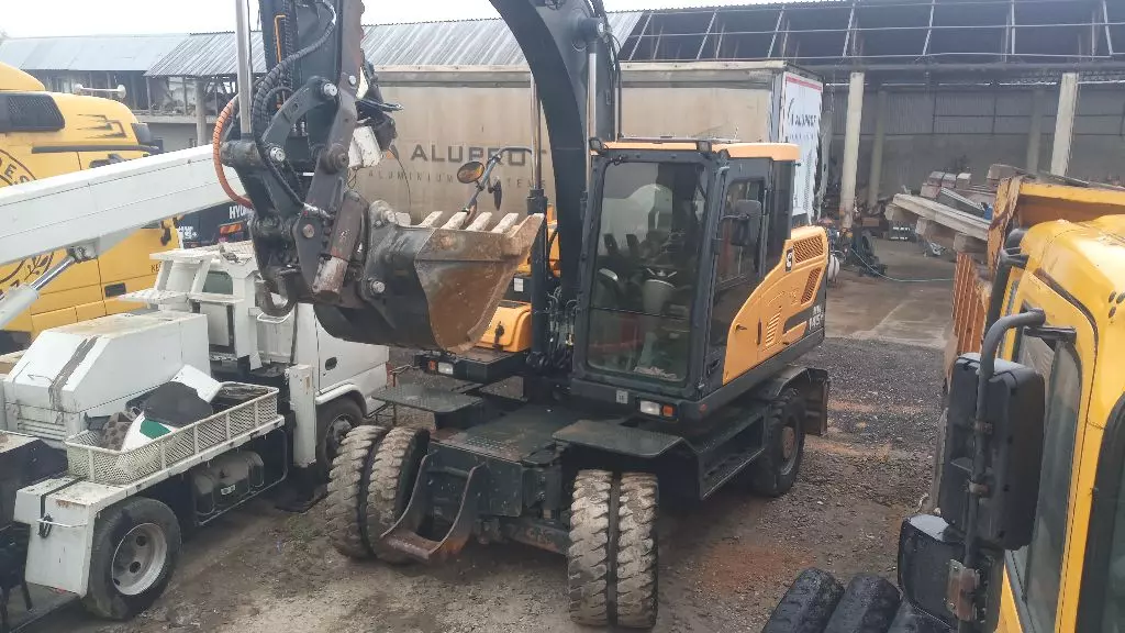 Hyundai hw145, Колесные экскаваторы