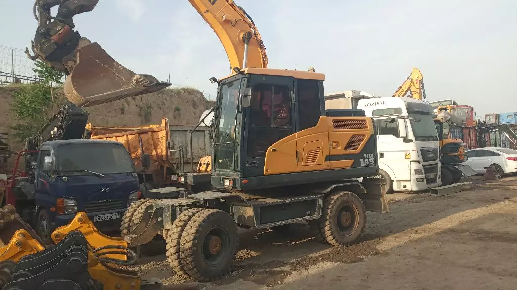 Hyundai hw145, Колесные экскаваторы