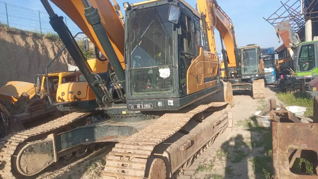 Hyundai hw145, Колесные экскаваторы