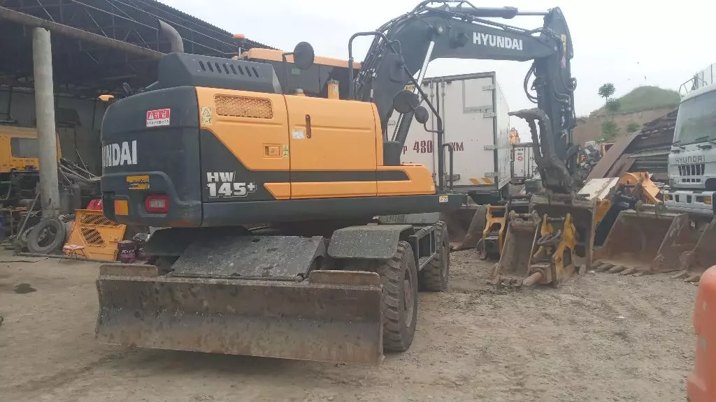 Hyundai hw145, Колесные экскаваторы
