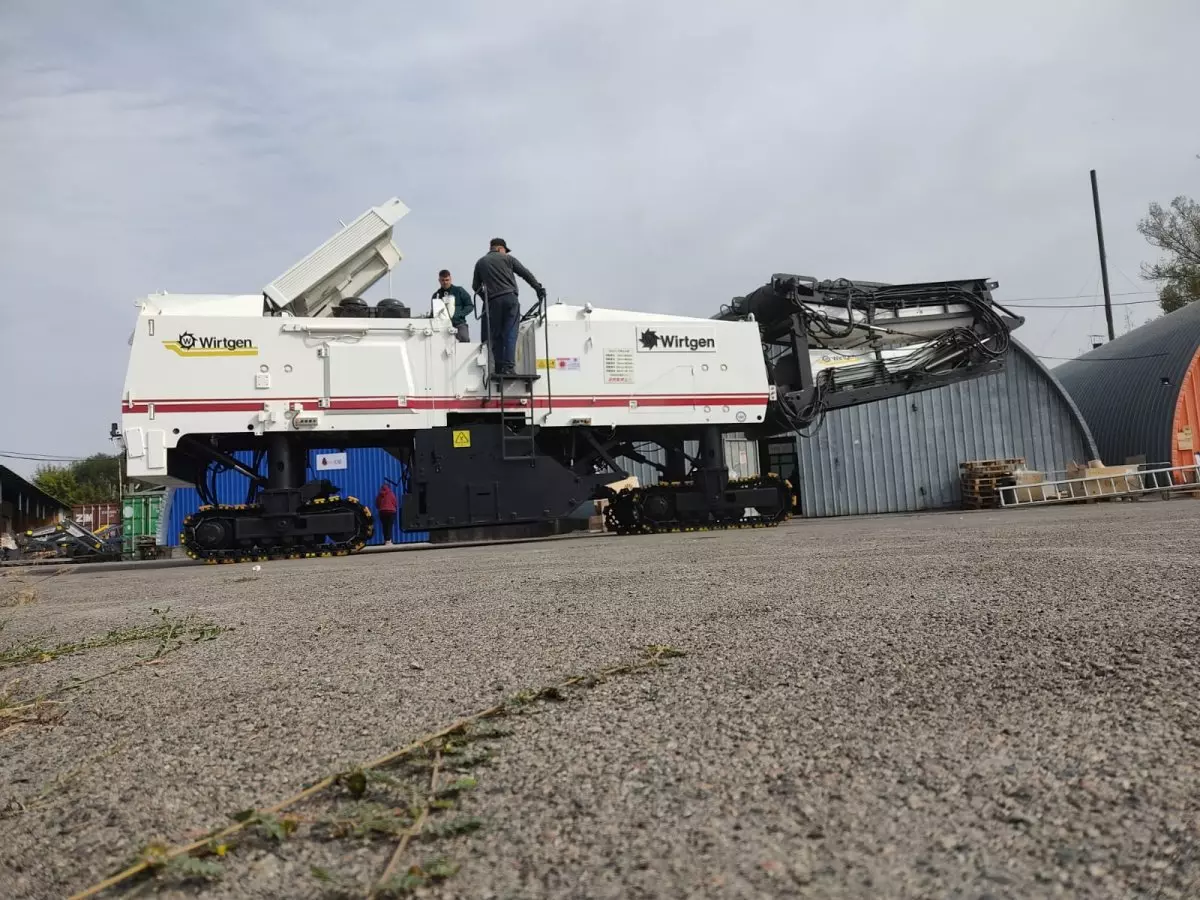 Wirtgen W2000, Дорожные фрезы