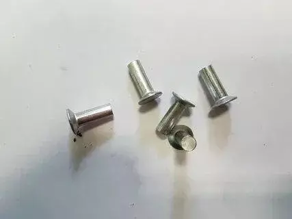 Заклепка алюминиевая 8*24