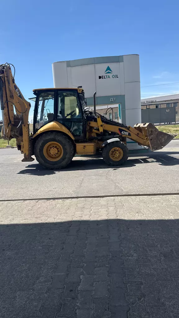 Caterpillar 428E, Экскаваторы-погрузчики