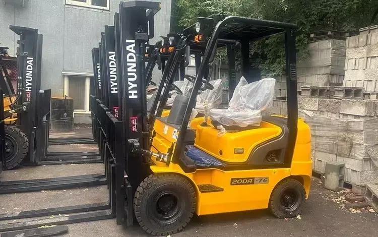 HYUNDAI 35LE-7