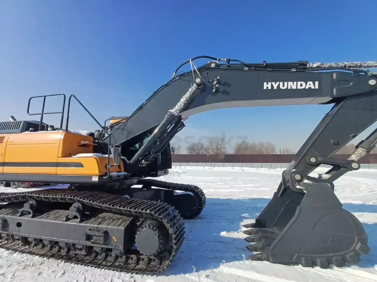 HYUNDAI HX500L