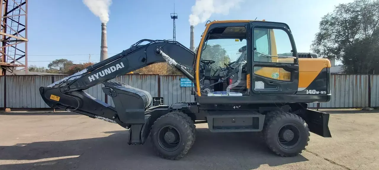 Hyundai R140W-9S