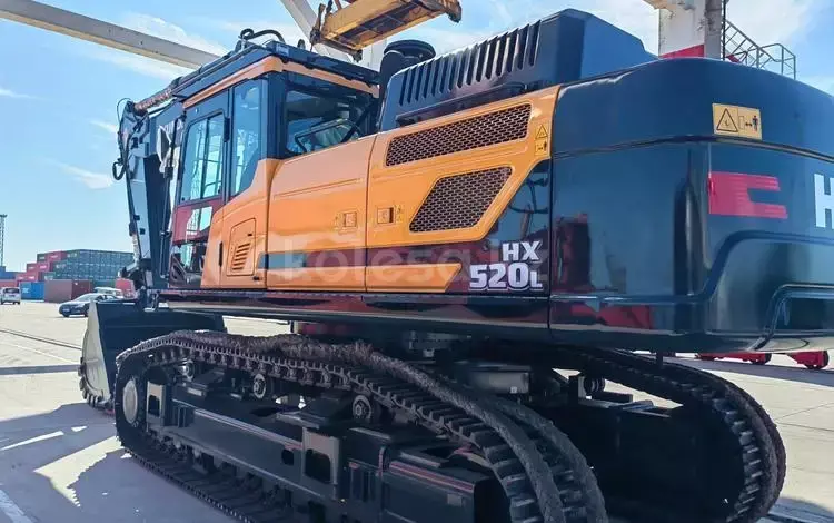 HYUNDAI HX520L