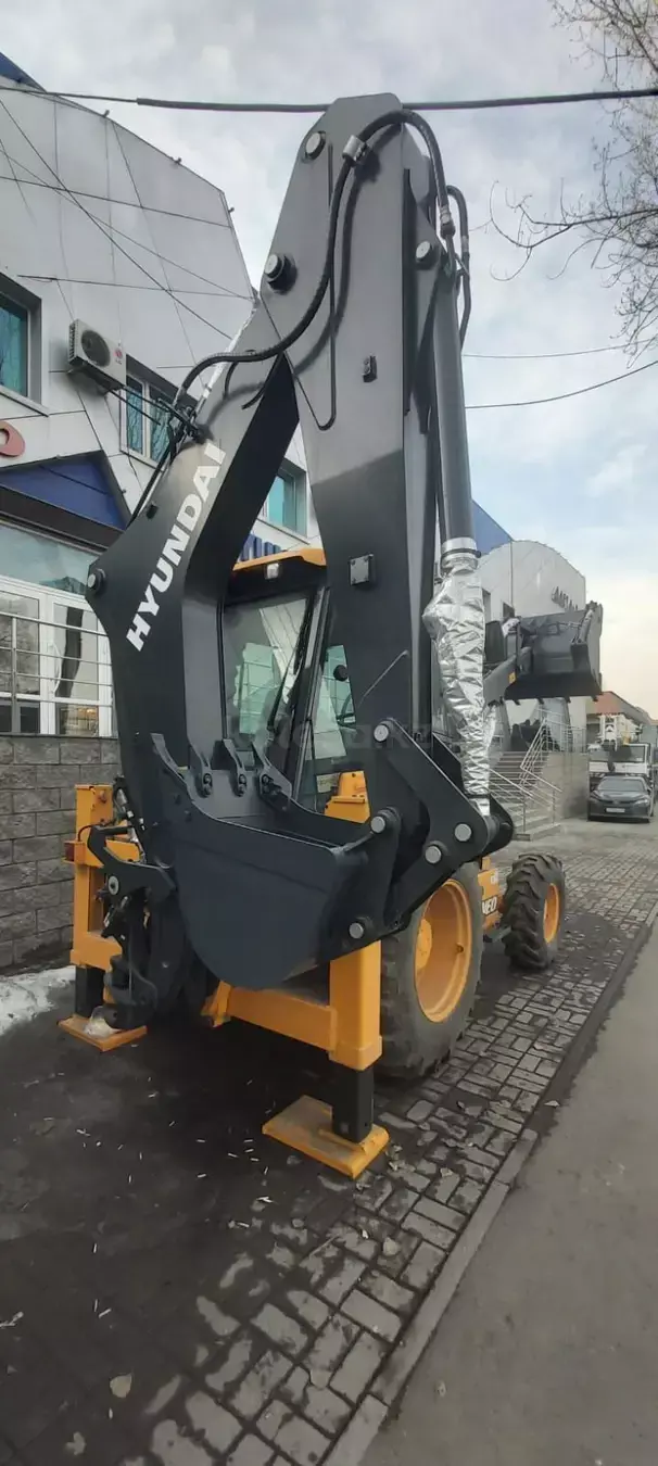 Hyundai H940S