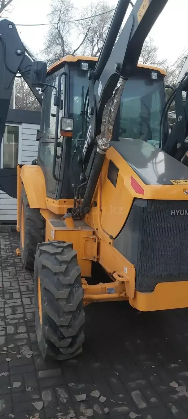 Hyundai H940S