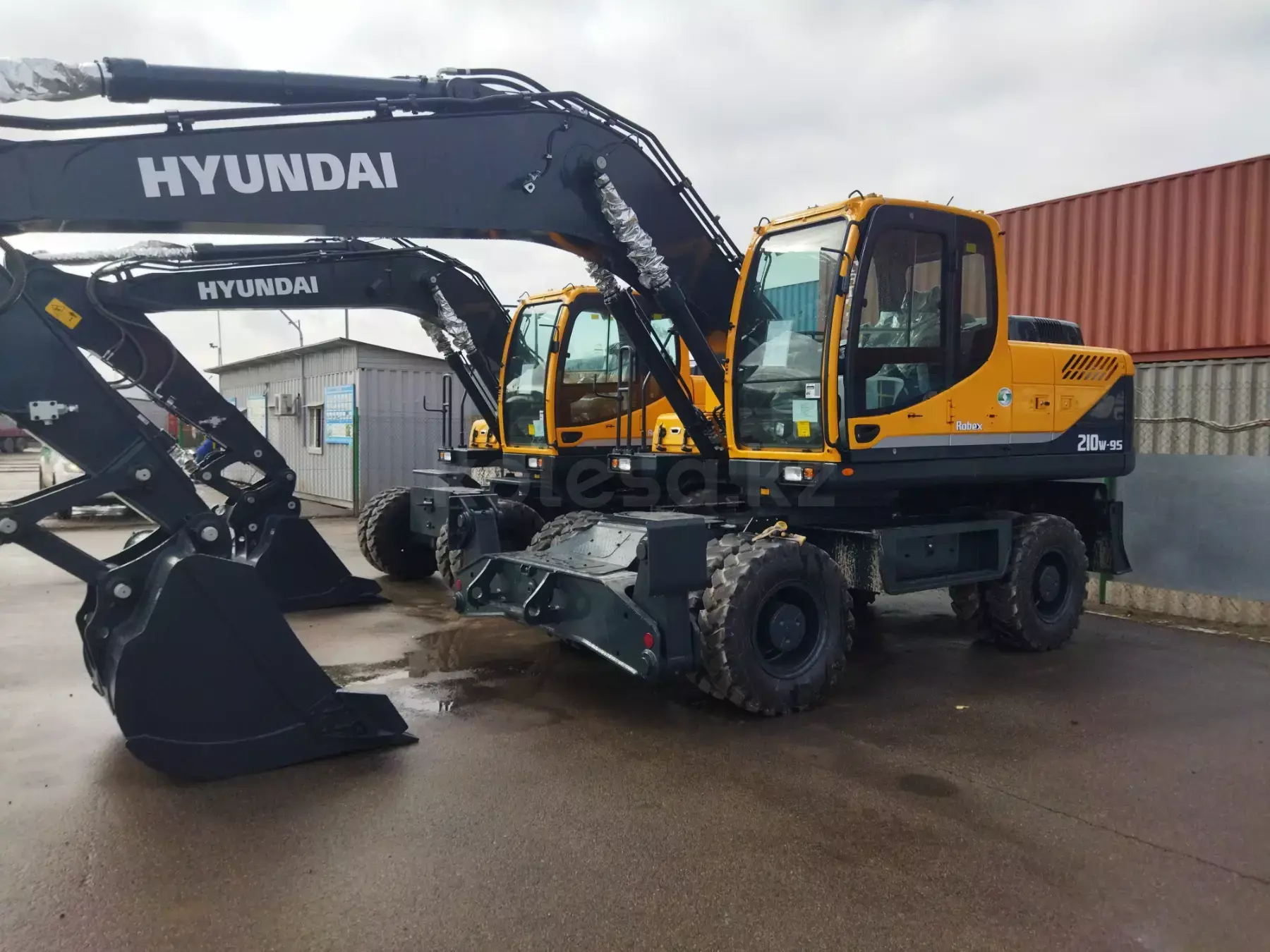 Hyundai R210W-9S