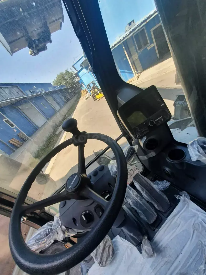 Hyundai R210W-9S