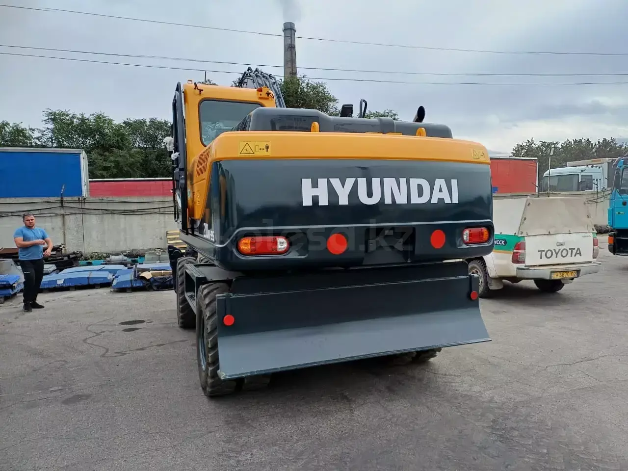 Hyundai R210W-9S