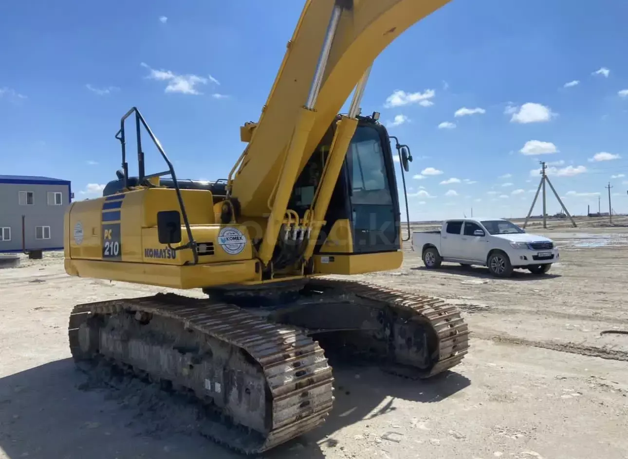 Komatsu PC210