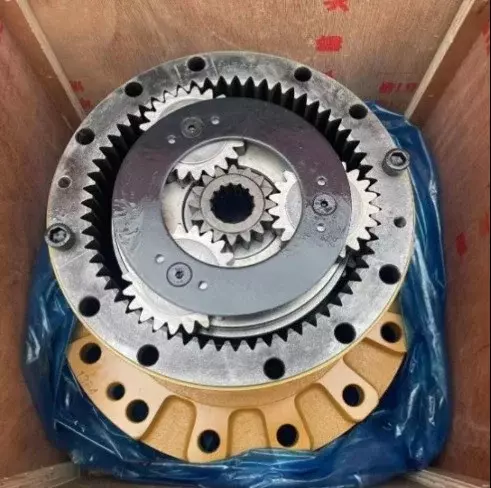 Редуктор поворота CAT 467-4416 333-3015 199-4602