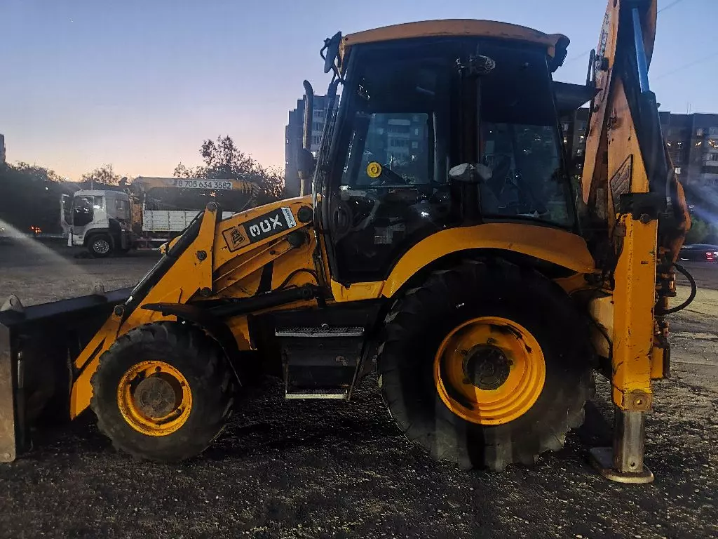 JCB