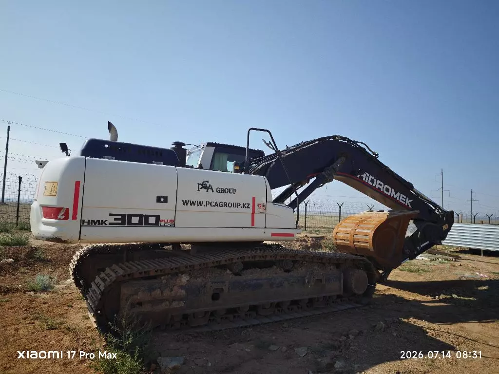 Hidromek HMK 300 LC-2, Гусеничные экскаваторы
