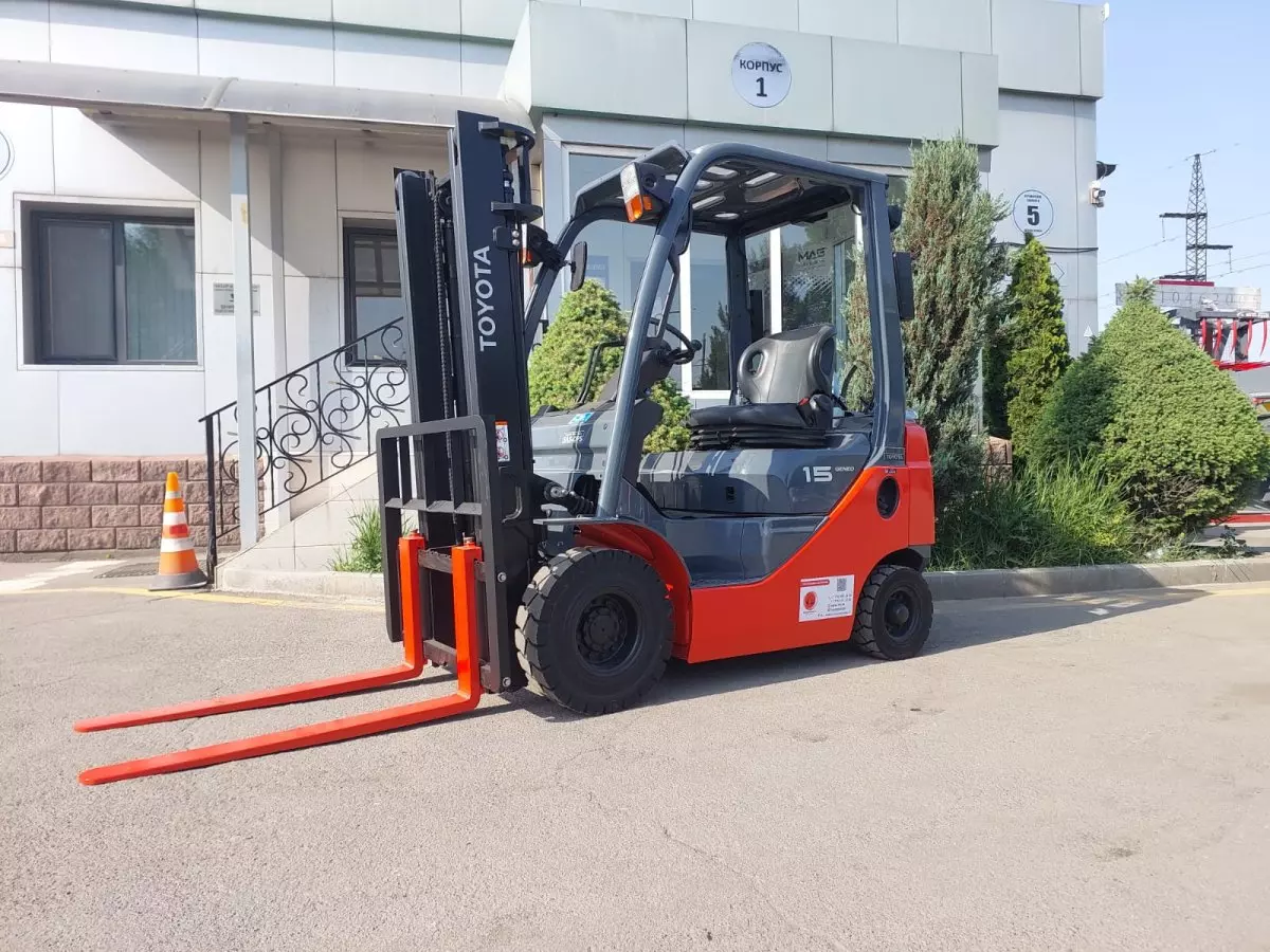 Toyota 8FG15 9005, Вилочные автопогрузчики