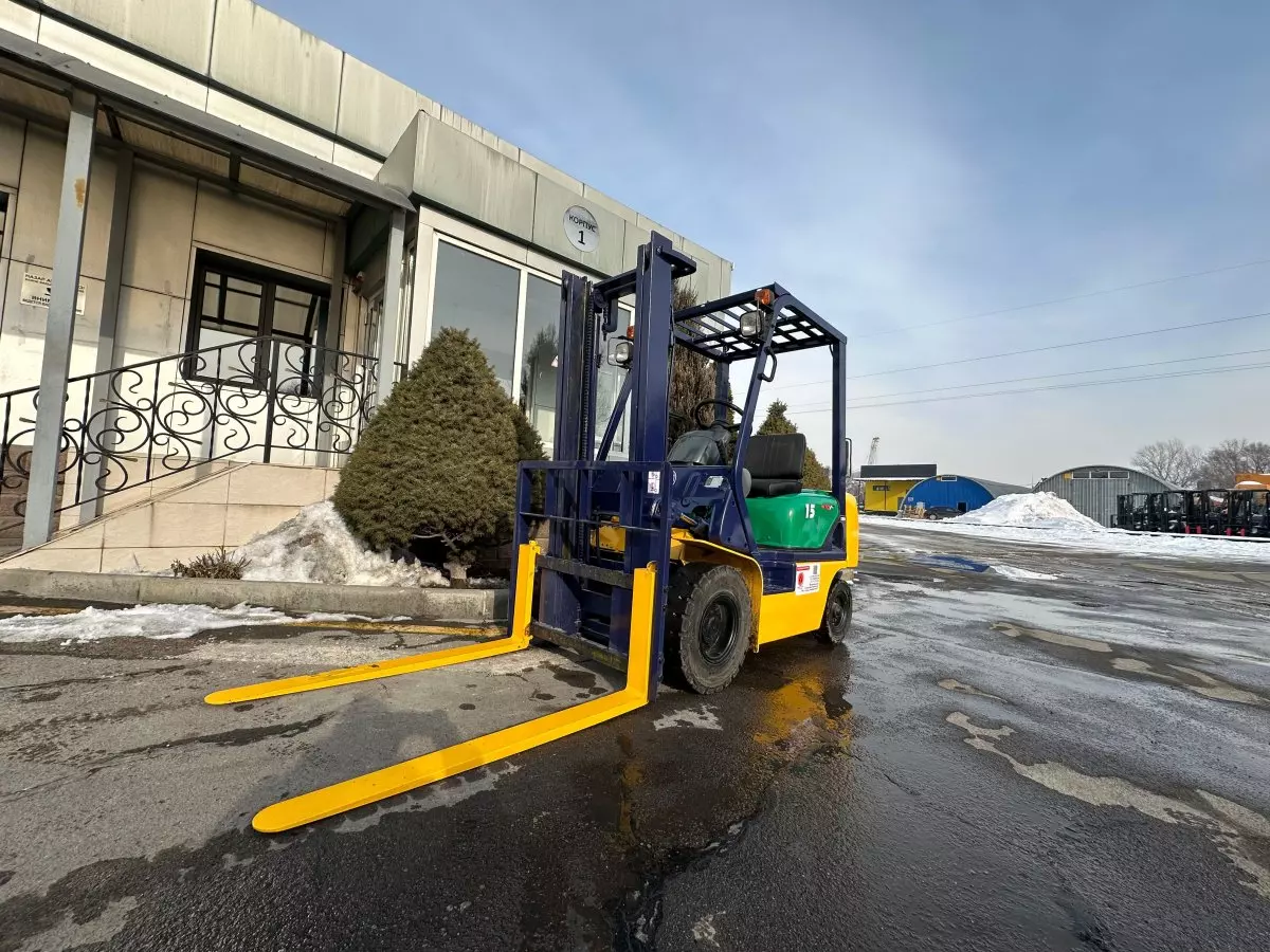 Komatsu FG15 8707, Вилочные электропогрузчики