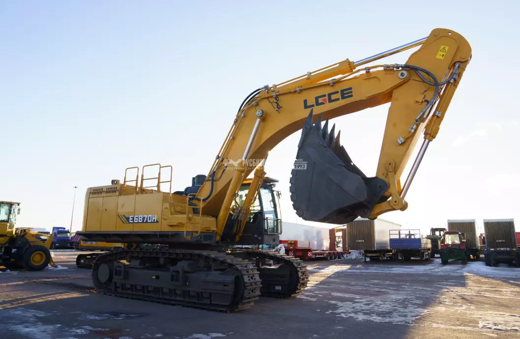 LGCE E6415H, Гусеничные экскаваторы