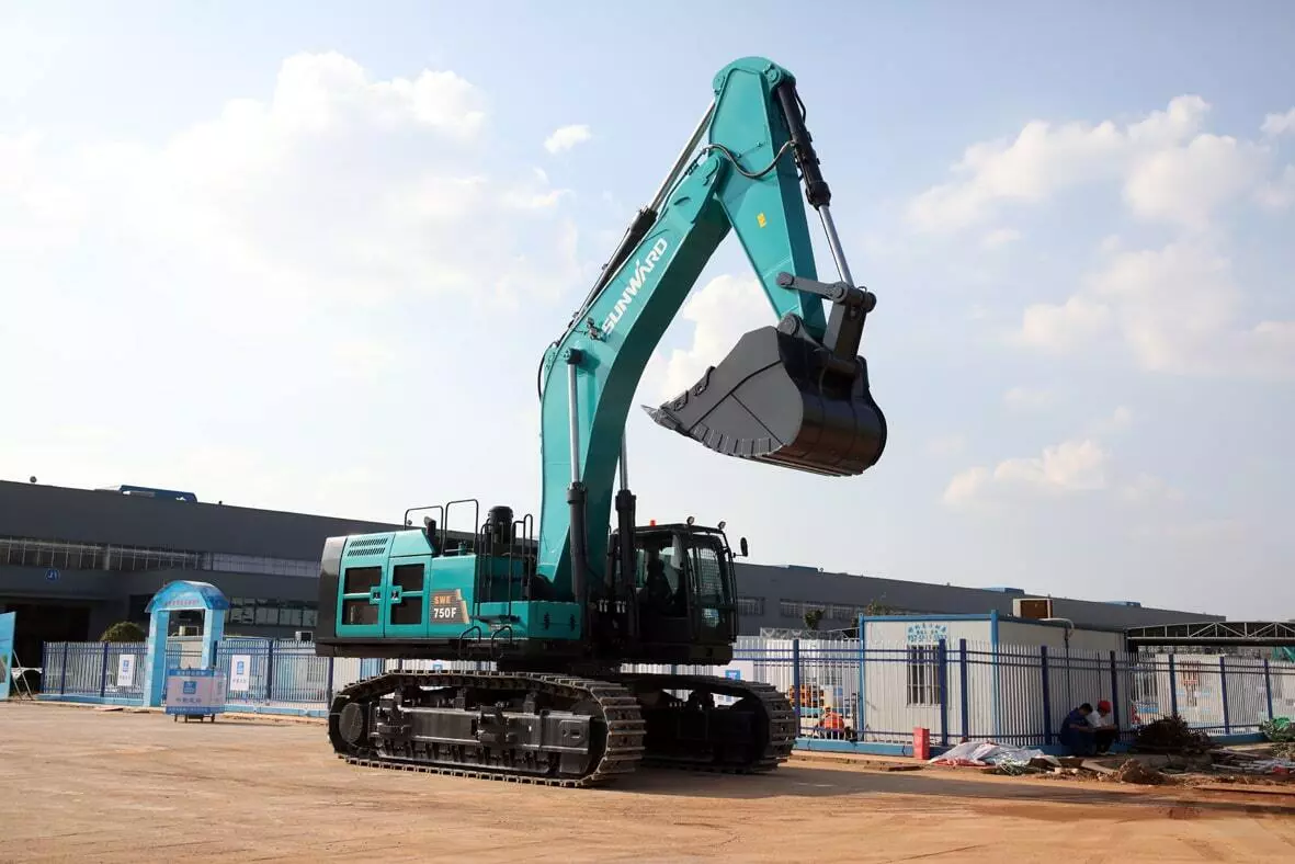 SUNWARD SWE750F, Карьерные экскаваторы